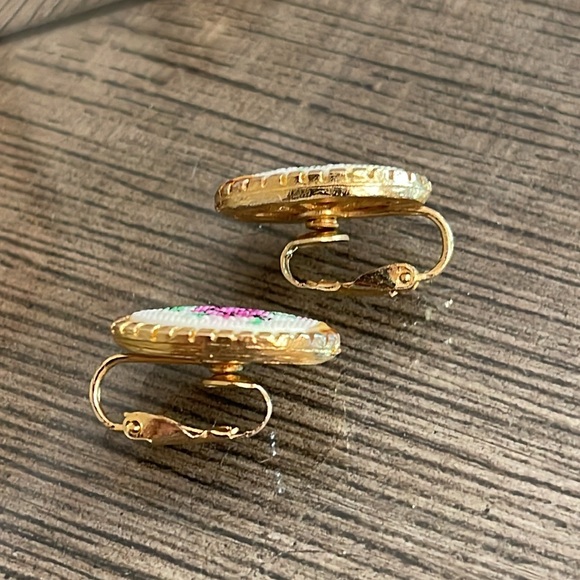 Vintage Faux Petit Point Purple Rose Clip Earrings - Picture 7 of 16